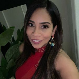 Meet your Posher, Karla